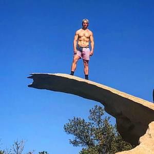 Meet your Posher, Pat